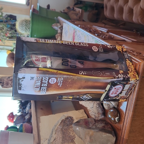Ultimate Beer Glass 70oz "I'm Down to One Beer a Day" Beer Nuts NWT - Picture 3 of 5